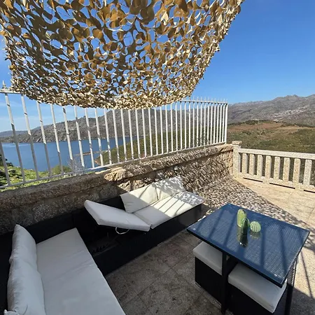 Casa Do Beija Tatil Evi Outeiro (Tras-Os-Montes)